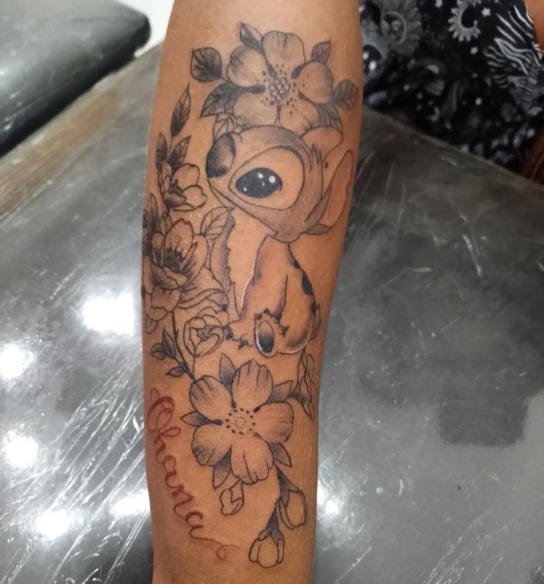 Tattoo feita pelo nosso tatuador 
@joelson_tattoo 

Body Art Studio
Rua Rui Barbosa 104 centro, Campina Grande-PB. por trás do colégio das Damas

Agendamentos via direct ou direto com nossos tatuadores

(83) 998037659
@diegoxicopreto 

(83) 988527876
@joelson_tattoo