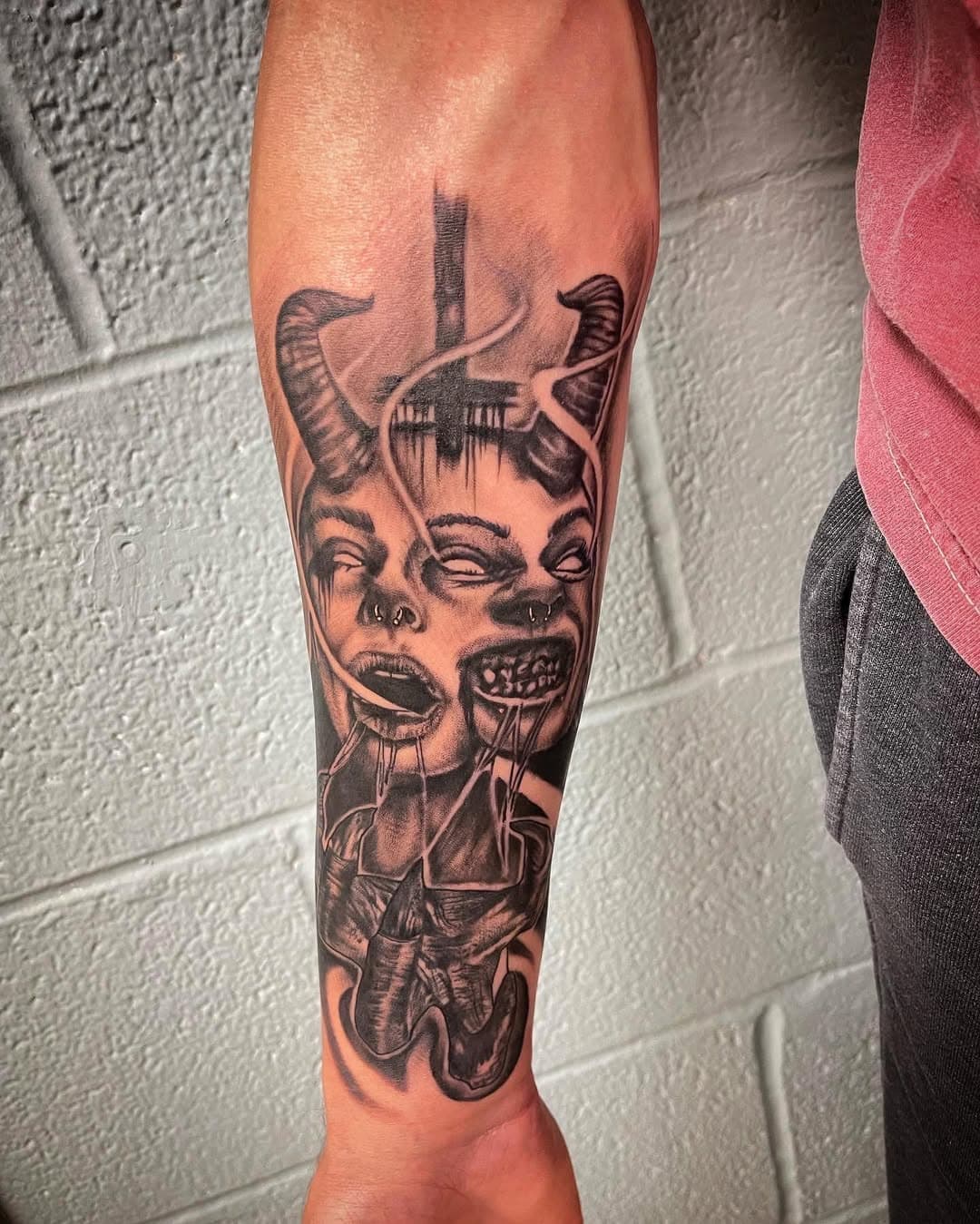 I had the best time tattooing this over the weekend. MORE spooky, horror, creepy things please!! HMU 🤙🏻😈🖤💀