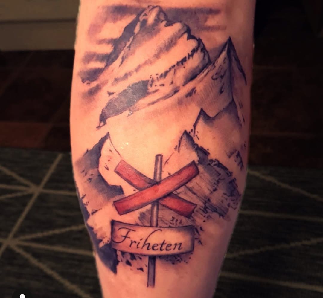 Friheten 👏

#deepnorth #mountains #tattooideas #tattooed #swedentattoo #östersund #chayennetattooequipment #solnova