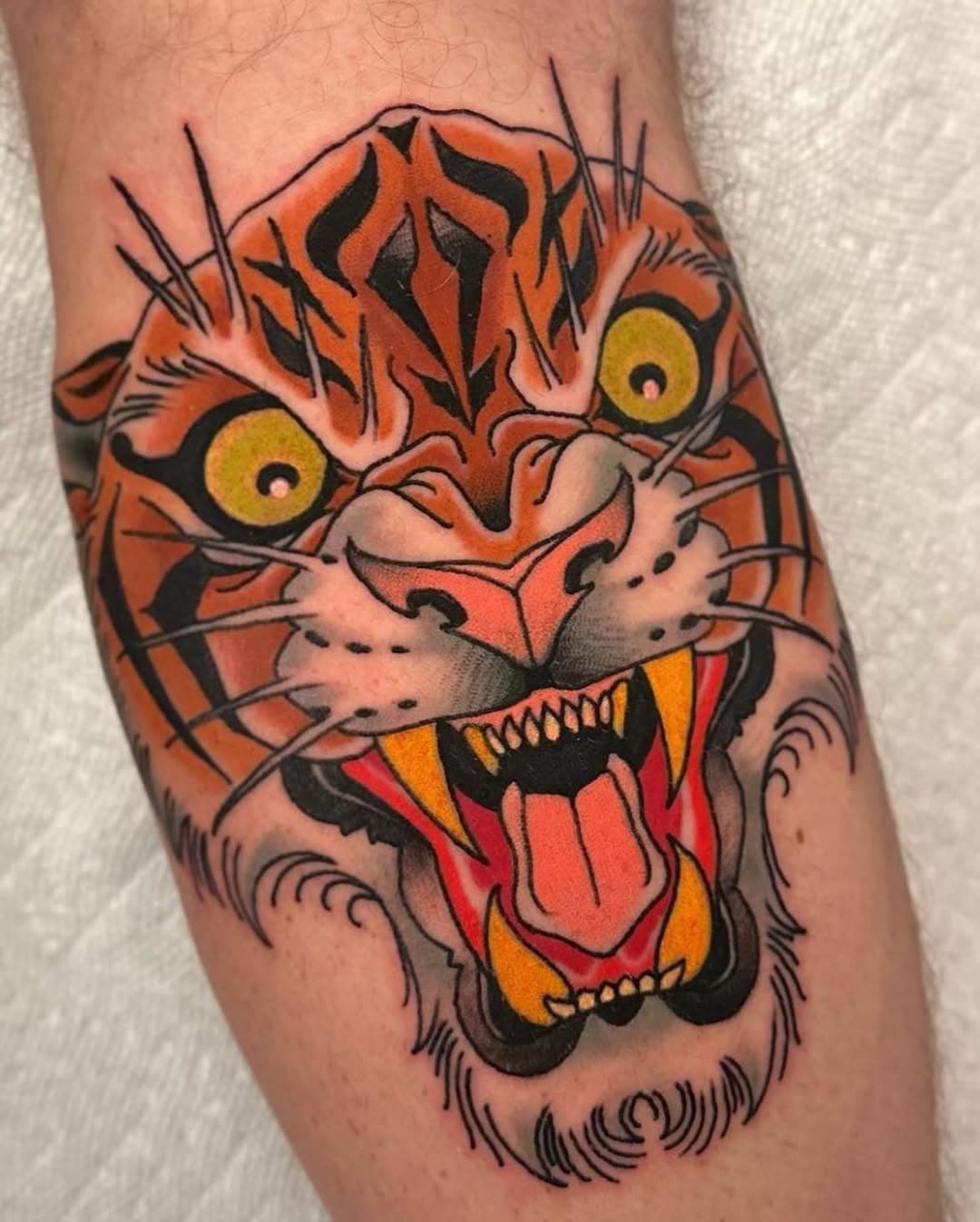 Tiger from @dmuggg 
His books are closed currently but it doesn’t hurt to send an email for future tattoos :)