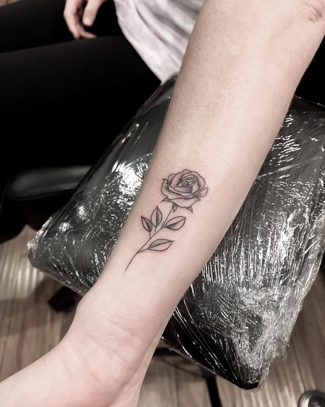 Delicate Flower tattoo by @brunotownse 

Email 📨 tattoo@hermosaink.com 
Text 📱 (310)324-6464 

#flowertattoo #tattoo #tattoos #flowers #ink #tattooartist #inked #floraltattoo #flower #tattooart #art #rosetattoo #blackwork #tattooideas #blackandgreytattoo #tattooed #finelinetattoo #colortattoo #tattoodesign #blackworktattoo #dotworktattoo #tattoolife #blacktattoo #linework #inkedgirls #girlswithtattoos #dotwork #artist #tattooist #botanicaltattoo