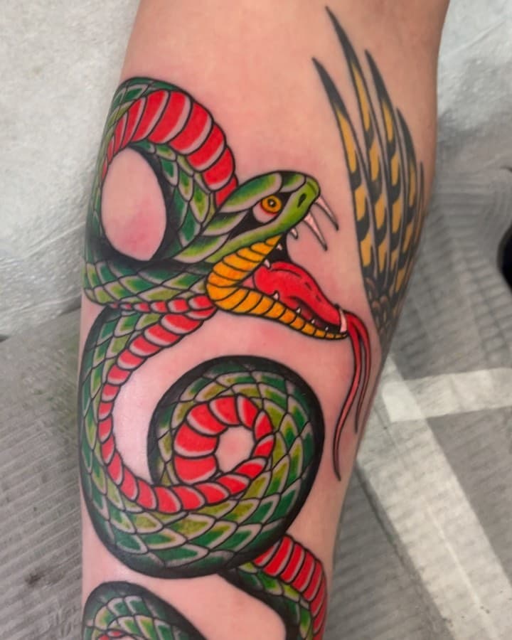 Snake made for derek @highfivetattoo thanks again. #highfivetattoo #hamiltontattoo #torontotattoos