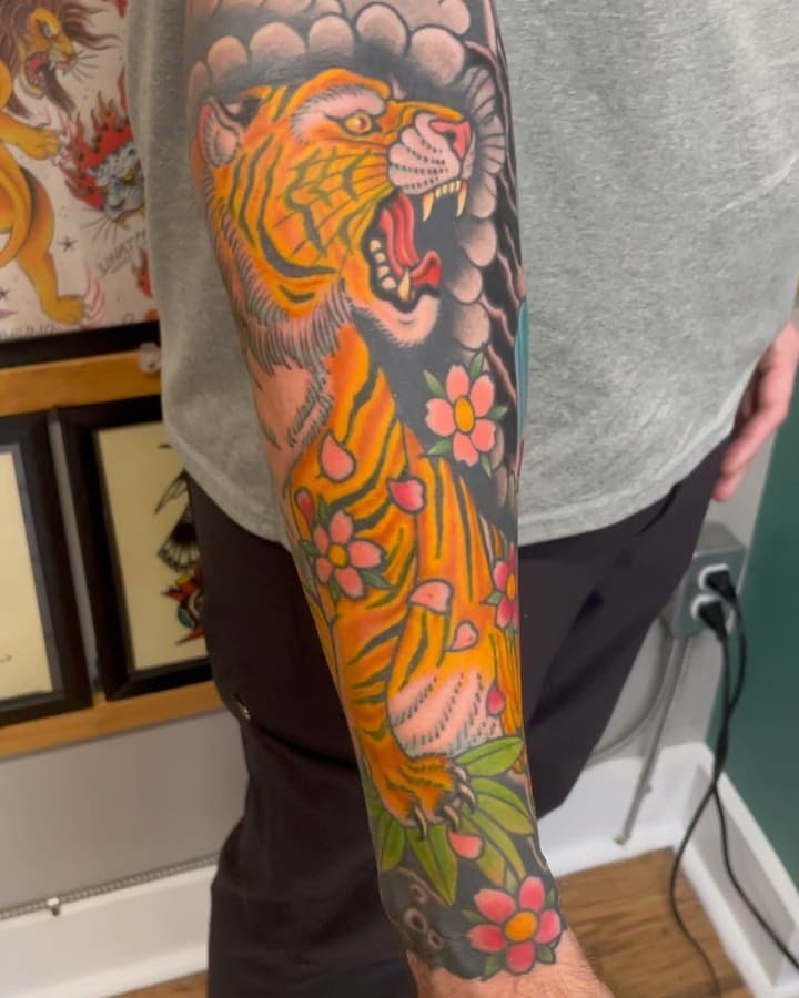 Views of this sleeve we did on Travis over a 2 year period. Thanks again! Done @highfivetattoo #highfivetattoo #hamiltontattoo #torontotattoos