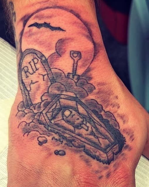 RIP Finger Tip #redbeardtattoo #harrisburgpa #theburgsfinest #severedfingertattoo