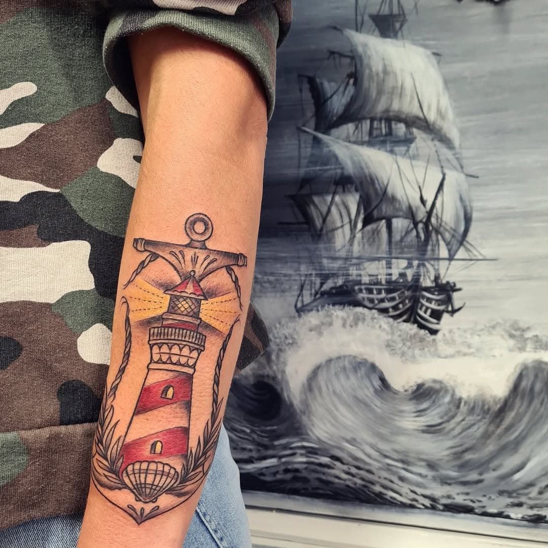 #tattoostudiosiwak #tattoomagdeburg #magdeburg #lighthouse #traditionaltattoo #anchor #tattoo #tattoolovers #tattoobabes #tattooedgirls #tattoooftheday #inkedgirls #picoftheday #tattooist #camouflage #magicmoontattooneedles #oldschool