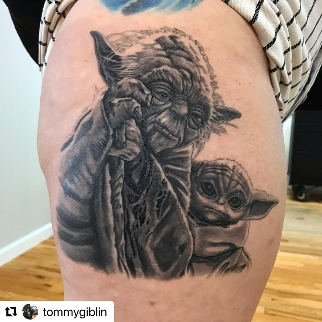 Healed Yoda and Grogu.  #cypherink #cypherinktattoos #tommygiblin #blackandgreyrealism #tattoosofinstagram #tattoooftheweek #tattoooftheday #blackandgreytattoo #inkfusion #inkfusionempire #skinandinkmag #skinandinkmagazine #starwars #starwarstattoo #yoda #grogu #babyyoda #thechild