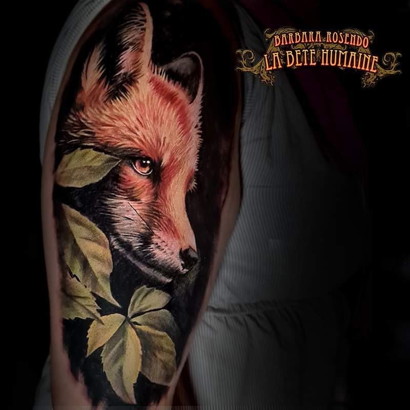 #foxtattoo #tatouagerenard #barbararosendo pour #labetehumaine #tatouage #tattoo #instatattoo #tattooartistparis #tattoostudioparis #realistictattoo #tatouagerealiste #portraittattoo #tatouageportrait #blackandgreytattoo  #artonskin #skinart #tattoolife #inkedmag #inked #tattooftheday #tattoodesign #inkdesign #tattooart #stigmarotary #killerinktattoo #cheyenne #dermatattoo @killerinktattoo @cheyenne_tattooequipment