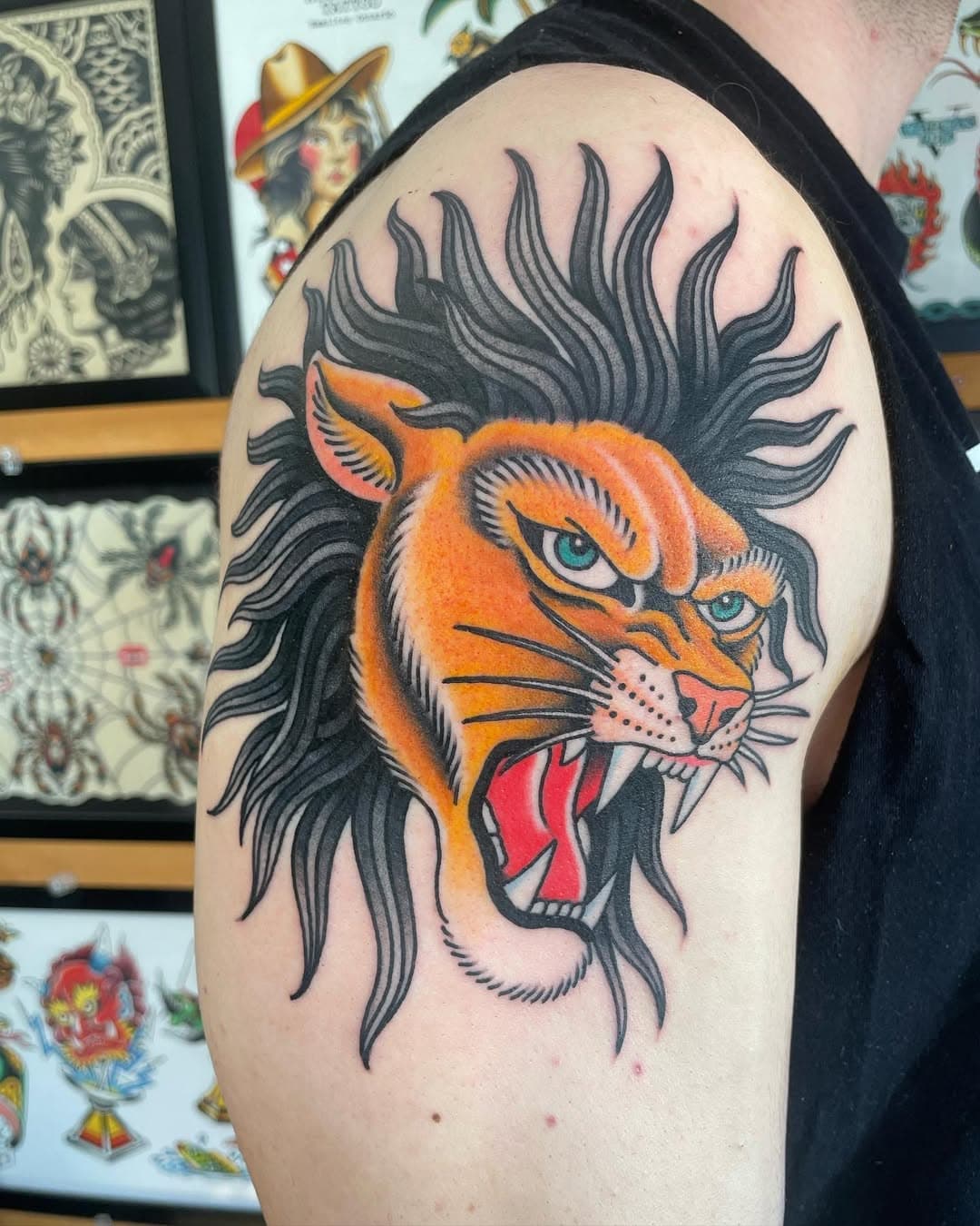 Swipe for a photo dump of tats 👆➡️ done @highfivetattoo #highfivetattoo #hamont #hamiltontattoo #torontotattoos
