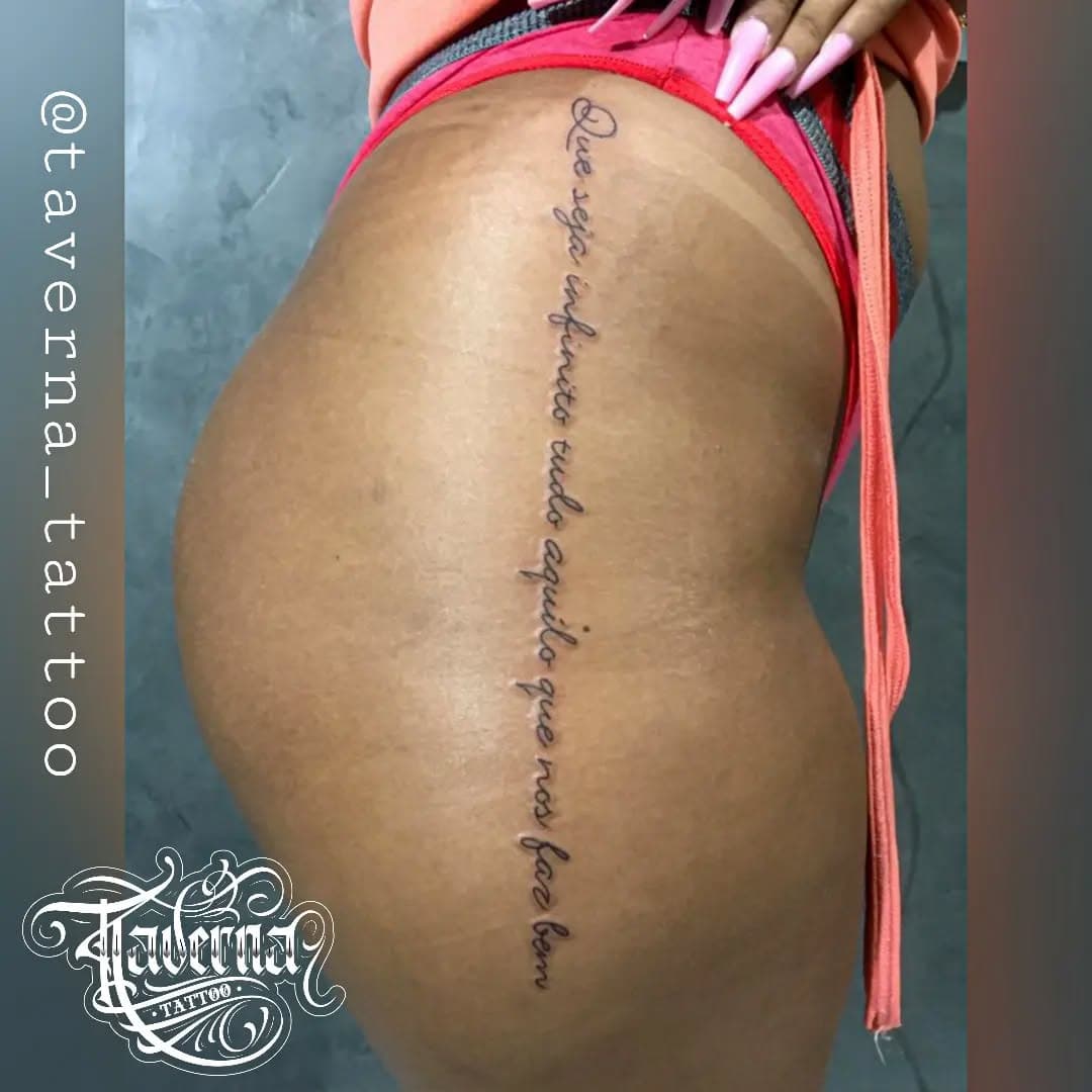 Tattoo frase que rolow esses dias ✌️😎
Orçamentos: 999936705
.
.
.
.
#tattoofrases #tattoofeminina #tattoodelicada #tattoonoquadril #tattoobelem #tattooananindeua #tattoobrasil #tattoobrazil #tavernatattoo #tattooink