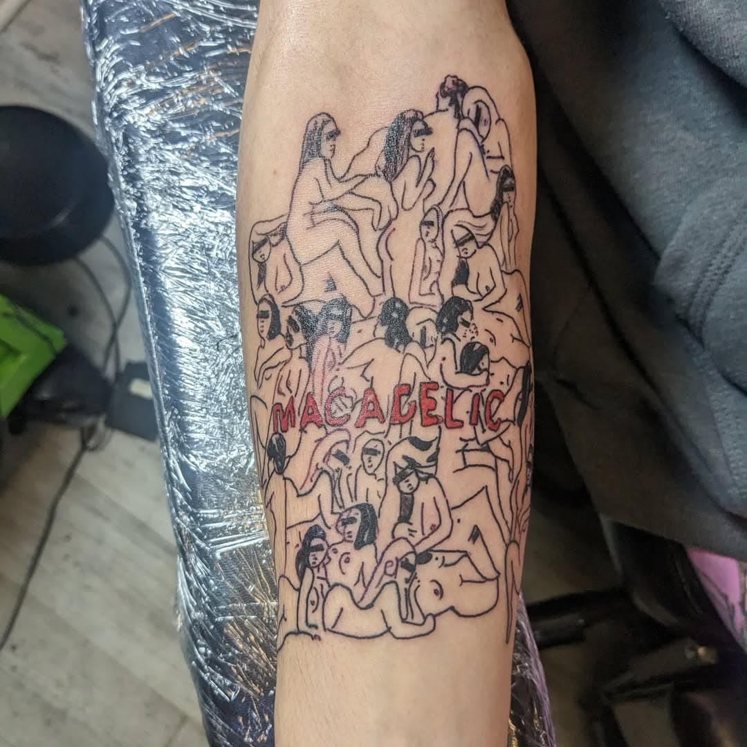 🖤 got to tattoo my best friend's son today. I officially feel old.