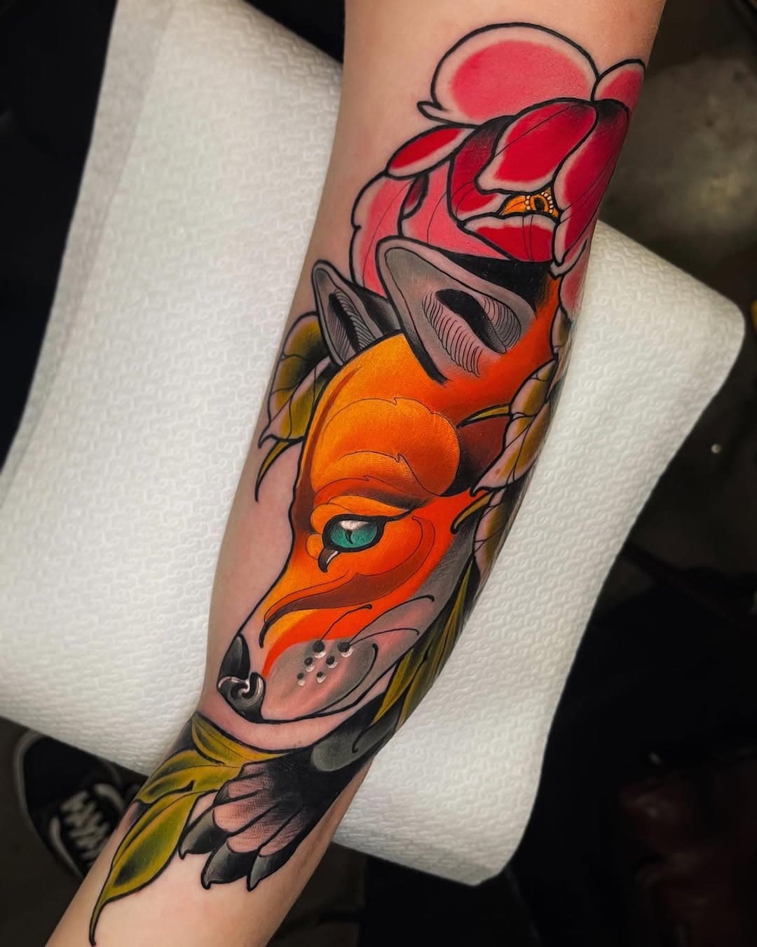 And here is the photo of yesterdays work! Thanks Maxime for the cool idea! @janssenjanssentattoo 

Email me for bookings: willemxsm@live.nl 
Sponsor: @silkcartridges

#fox #foxtattoos #neotraditional #neotradfoxtattoo #neotraditionaltattoos #neotraditionaleurope #neotraditionalholland #neotraditionalgermany #neotraditionalbelgium ##neotradworld #neotraditionals #neotradart #tattoos #dutchtattoos #limburgtattoo #venlotattoo #eindhoventattoos #germanytattoo #neotradeu #ntgallery ##neotraditionalworldwide #willemxsm