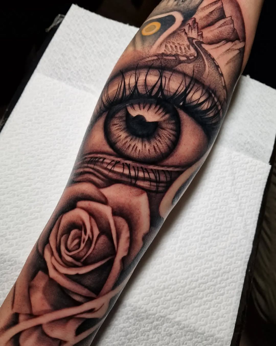 🔥EYE TATTOO🔥

😈INK FOR MIND TATTOO😈

Sponsored
@probodysupply
@bodysupply_needles
@fluidtattoomachine 
@tattoobloody 

#tattoo #realistic #realisticeye #realistictattoo #rosetattoo #stefanopicchio