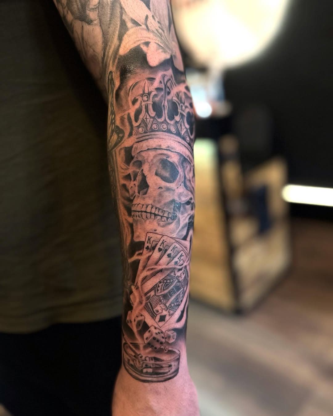 Bottom fresh, top healed :) #tatt #tattoo #skulltattoo #forearmtattoo #dublintattoo #tattooart #tattoosrtist #tattooidea #inkedguys #blackandgreytattoo #sleevetattoo #largetattoo #guyswithtattoos #instatattoo