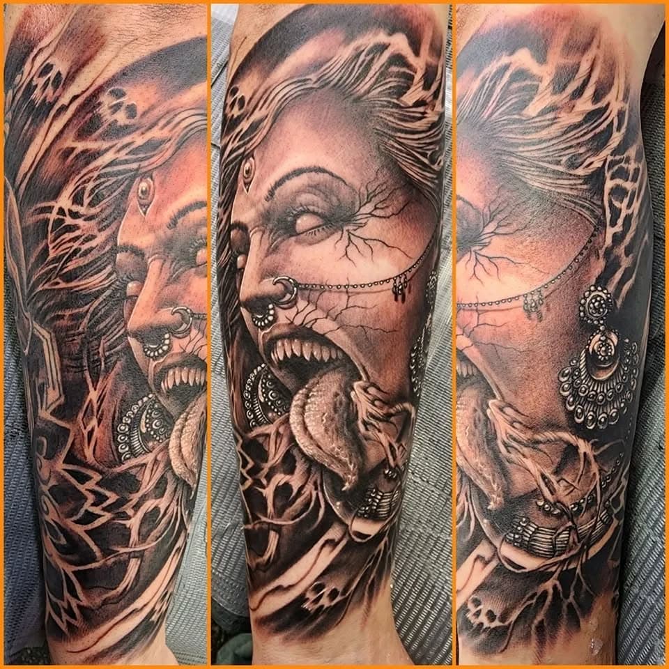 #blackandgrey #tattoo #tattoos #tattooartist #billings #montana #ink #inked #legendarytattoostudio #