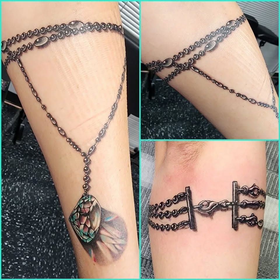 #jewelry #tattoo #tattoos #tattooed #tattoosforwomen #tattooartist #blackandgrey #legendarytattoostudio #billings #montana