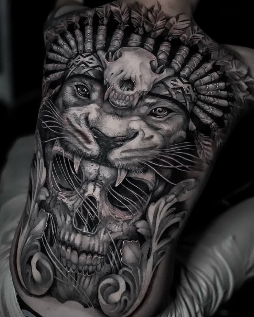 . REALISTIC LION .
Je ne fais pas souvent de realisme mais j’ai adoré réaliser ce projet sur Quentin.
25 heures de travail sur 5 sessions! Merci pour ta confiance 👊🏻
Avec #emalla #emallacartridges 
.
.
.
.
.
#tomasylum #emallatattoosupply #emallaofficial #tomasylumtattoo #theasylumtattooshop #capbreton #capbretontattoo #hossegor #hossegortattoo #biarritztattoo #bayonnetattoo #realistictattoo #realisticliontattoo #tatouagerealiste #liontattoo #fullbacktattoo #realismtattoo #realisticart #realisticskull #tatouagemagazine #inkedmag