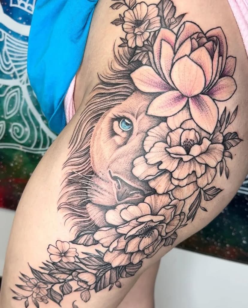 Amazing lion done by @kaylaconnollyartist 

#liontattoo #lion #tattoo #tattooartist #tattoos #tattoooftheday #flowertattoo #tattoosofinstagram #artclub #inked #inkedmag #bishop #danbury #danburyct #FKirons #eternalink #intenzeink #intenze #artist #art #artstegram #design #artwork #cttattooartist