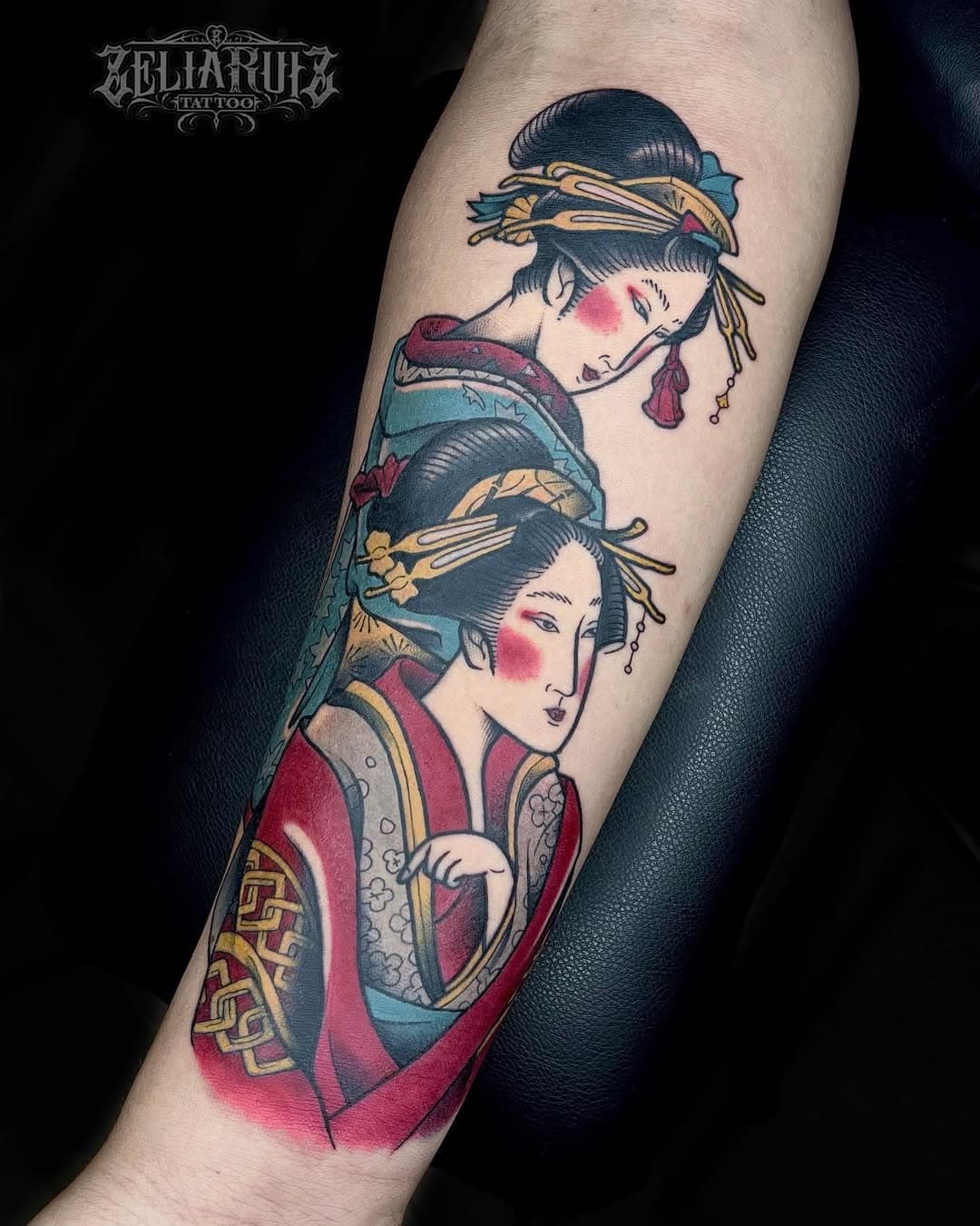 🌊Aquí os muestro uno de de los tattoos que realicé en @graumfest este finde, espero que os guste tanto como a mí hacerlo🖤 #tattooexpo #traditionaljapanesetattoo #traditionaltattoo #japanesetattoo #geishatattoo #kimonotattoo Especial agradecimiento a la mejor piel de competi que podría desear @jesusgodino 🫶🎡🐖