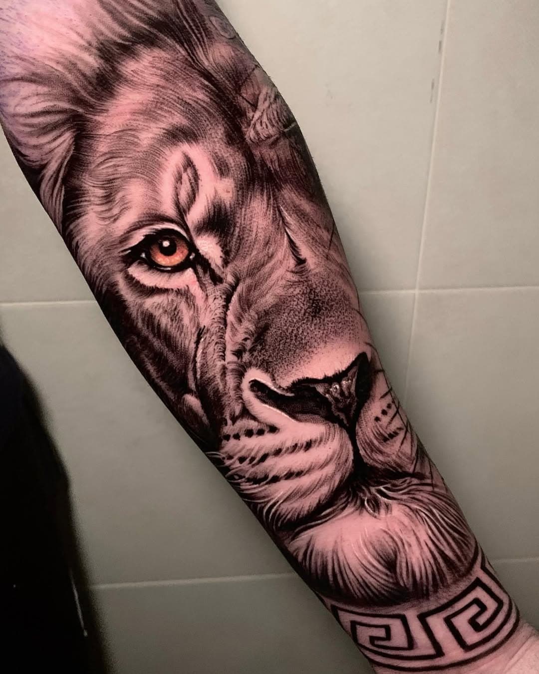 🦁Lindos gatitos 🦁

@budatattoo_studio @budatattoo_fribourg 
@aloetattoo @versuscartridge 

#tattoo #liontattoo #art #tattooing #blackandgreytattoo #suisse #fribourg #ciudadrealtattoo #enjoy