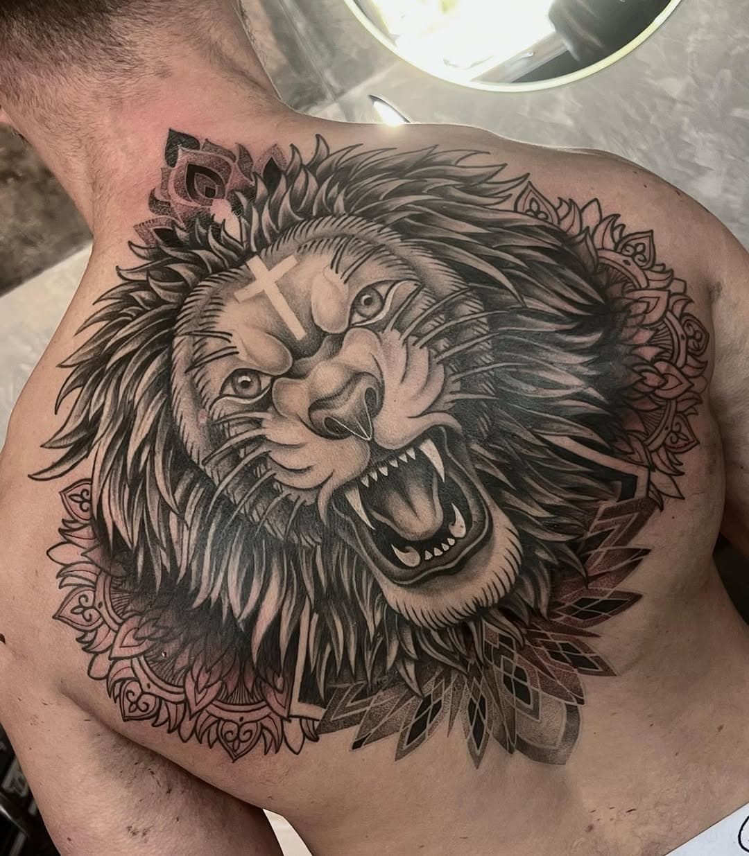 Finished this up in Kieran yesterday cheers mate! 🦁

#tattoo #tattoos #tattooed #tattooart #tattooartist #ink #inked #blackwork #blackworkers #blackworkerssubmission #darkart #darkartist #blacktattoo #blackworktattoo #blackworktattoos #btattooing #blacktattoos #blacktattooart #dotwork #dotworktattoo #dotworktattoos #uktta #tattoosnob #tattooworkers #skinartmag #realistic #realistictattoo #realismtattoo #blackandgreytattoo