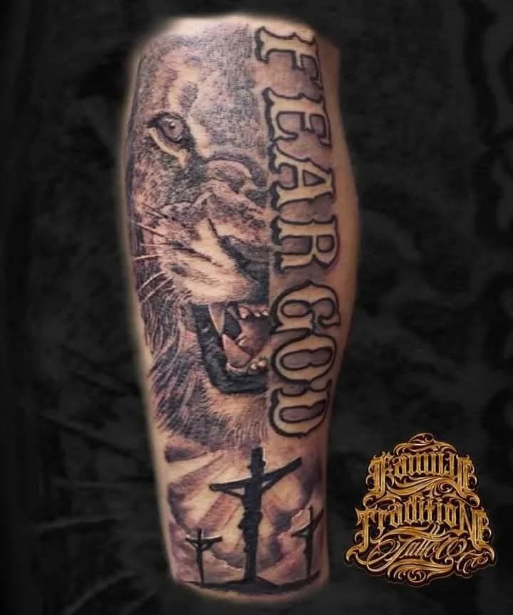 ARTIST: RAY PEÑA 
👇👇👇DM FOR BOOKING 
@raypenaink 
.
.
.
If I said I didn't have fun with this I'd be lion. aye! #familyinktx #happygurutattoocare #happygurutattoocareproteam #liontattoo #religioustattoo #blackngrey #grewashtattoos #empireinks #lacklandairforcebase #fortsamhouston #campbullis