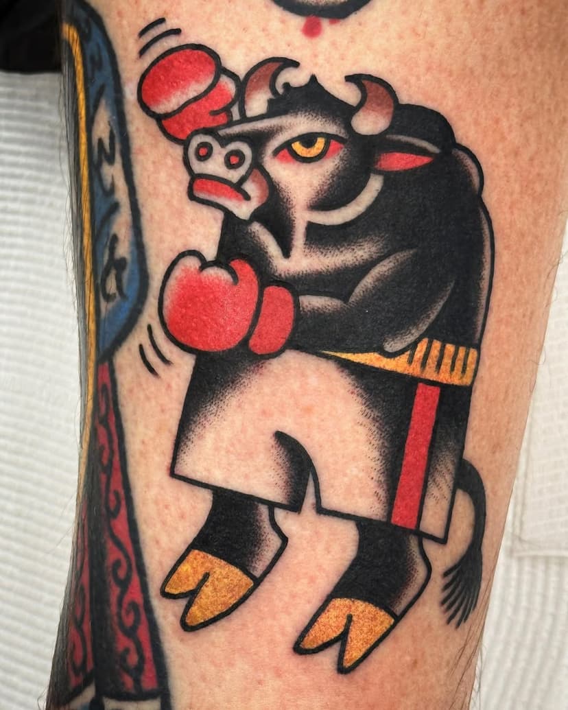 Boxing bull 🥊 from my flash @tattoorosies