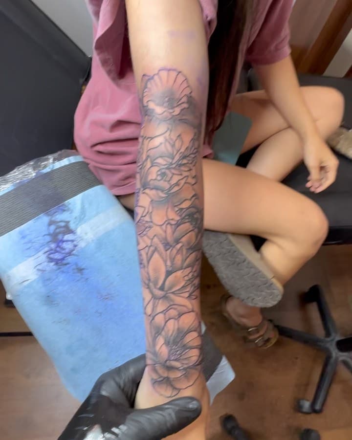 First floral half sleeve done in one session!🌸