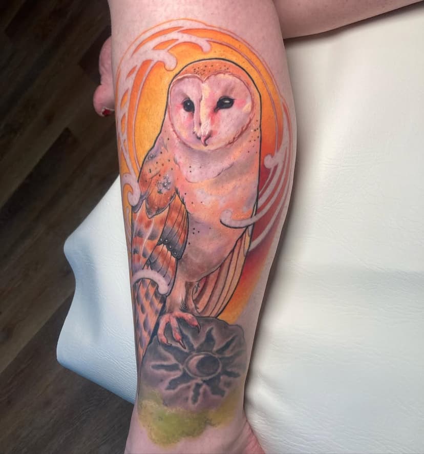 Last time Sarah was in I managed to get a two year healed shot of her owl fren! I love these heart faced lil softies! #owltattoo #calftattoo. #travellintattooer done at @nevermoretattoo 💖