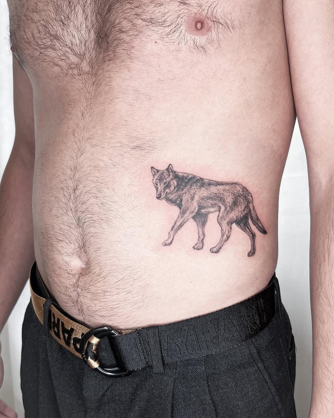 ✧ 🐺 ✧
.
.
.
#florenceitaly #florencetattoo #tattoofirenze #firenzetattoo #tattooflorence #fineline #finelinetattoo #microrealismotattoo #microrealismtattoo #tattoo #tattooart #tattoos #italiantattooartist #firenze #florence