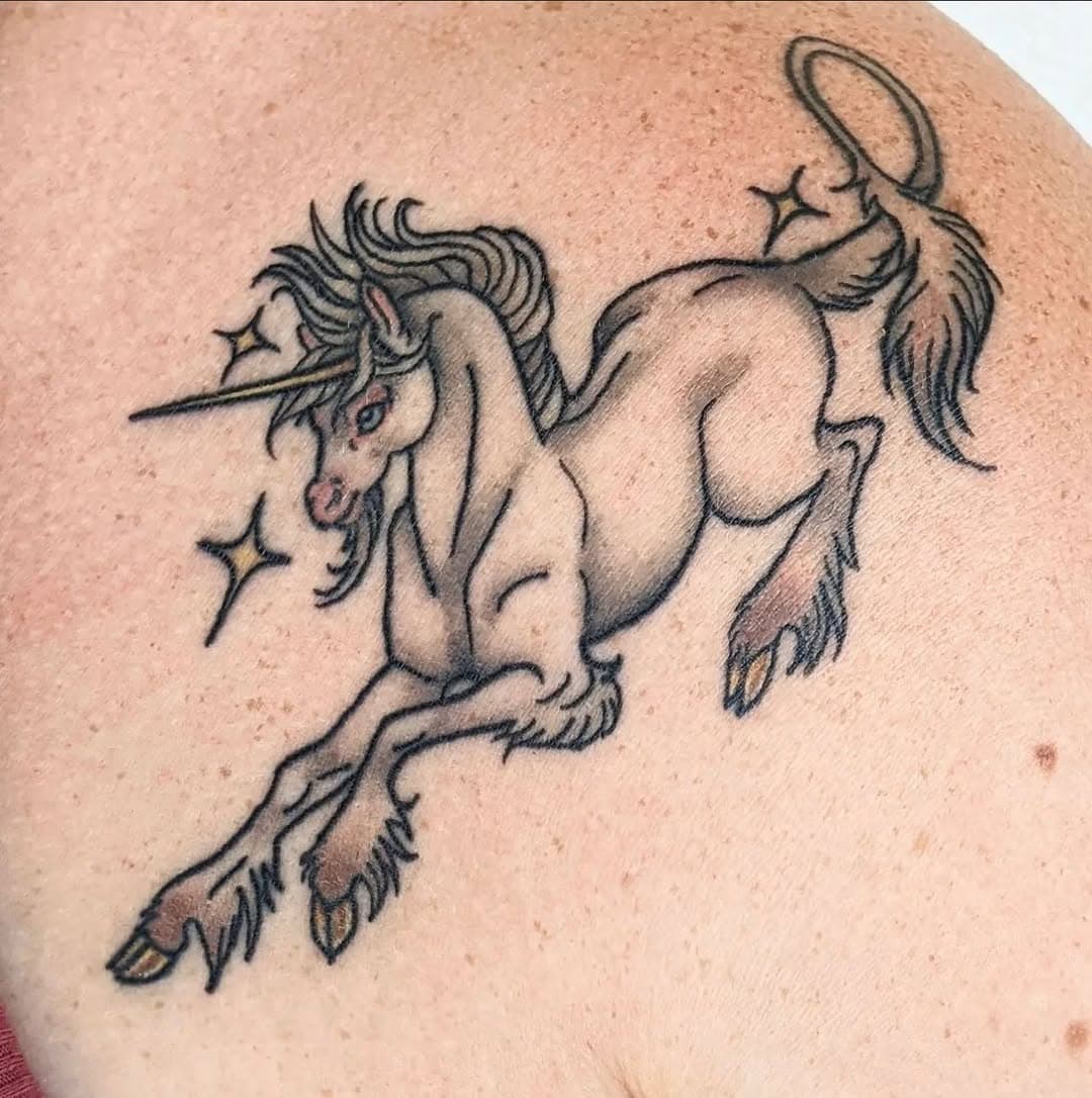 🪄Loving this magical Unicorn by @catherine_alice_ ✨✨✨