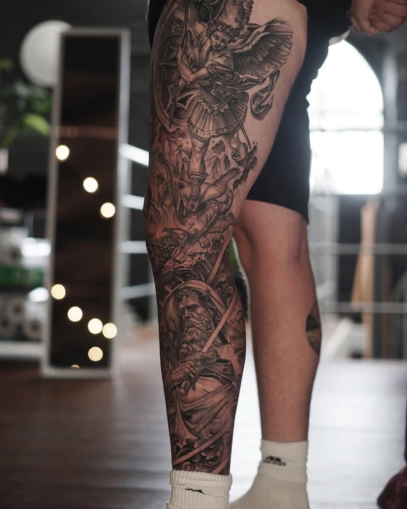 Leg sleeve in progress ✌🏻

@bishoprotary @inkedmag @ink_art_gallery @inkeeze 

#bishoprotary #inked #blacktattoo #blackwork #3rltattoo #uktattooartists