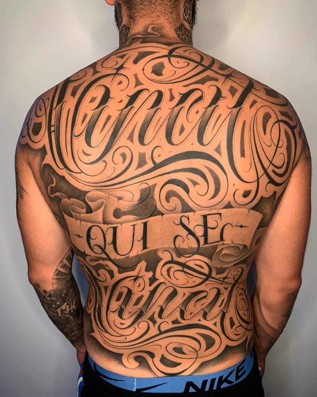 Vincit qui se vincit.
He conquers who conquers himself.
.
Cheers @kosht28 for being a sick client n getting this smashed out!
#freehandtattoo #tattoos #oldenglish #blackletter #letras #script #lettering #tattoo #scripttattoo #letteringtattoo #customletters #darklettering #type #font #grime #hiphop @letterlove_worldwide @bestlettering @letteringshow @broken_script_gang @broken_script_gang_uk @letteringinsoul @letteringhustlers @lettering_dealerz @scriptkillas @bng.script.tattoos 
@sacredlettering #manchestertattoo #londontattoo #brightontattoo
#uktattoo #uktta #tattooartist #uktattooartists