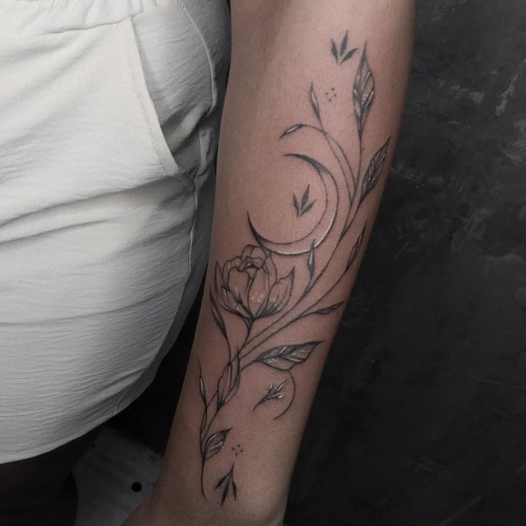 Hoje rolou essa delicada na @bygabrieleportela , que fez sua primeira tattoo. Obrigada pela confiança e preferência ✨
.
Orçamento e dúvidas por WhatsApp (link no perfil)
.
#tattoo #tattoofeminina #tatuagemnobraço #tatuagem #tatuadora #tattoodelicada