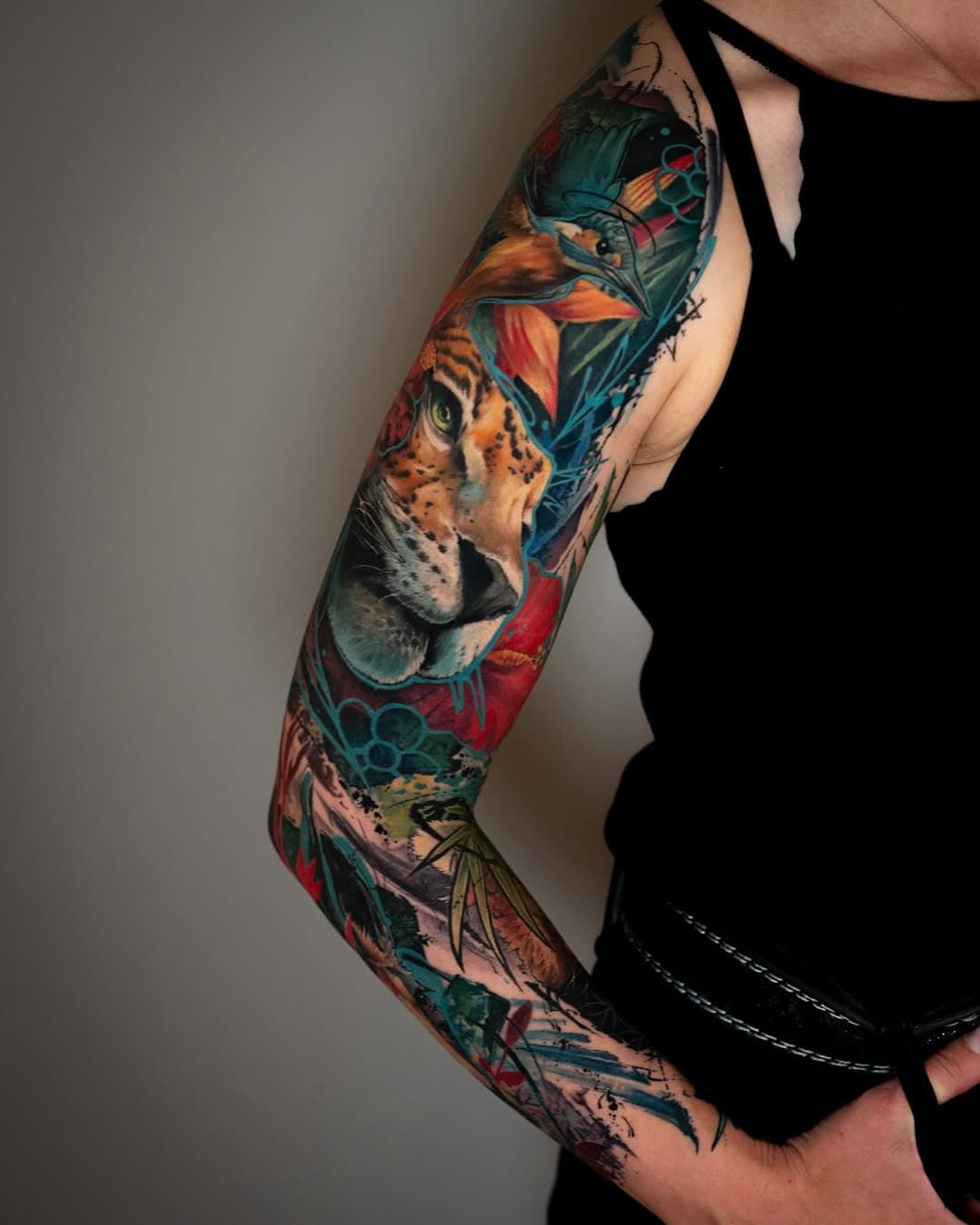 Swipe for different angles ➡️
Stunning abstract x color realism tattoo sleeve by @nikitamittattoos 
The photos are done a few months after healing 🔥

Done with 
@edgepro_needles 
@acus_tattoomachines 
@intenzetattooink 
@killerinktattoo 
@inkbooster 

#tattoo #animaltattoo #animaltattoos #tattooinspiration #tattooforgirls #tattooforgirl #inkedgirl #colorrealism #colorrealismtattoo #tattooart #tattooartist #germantattooartist