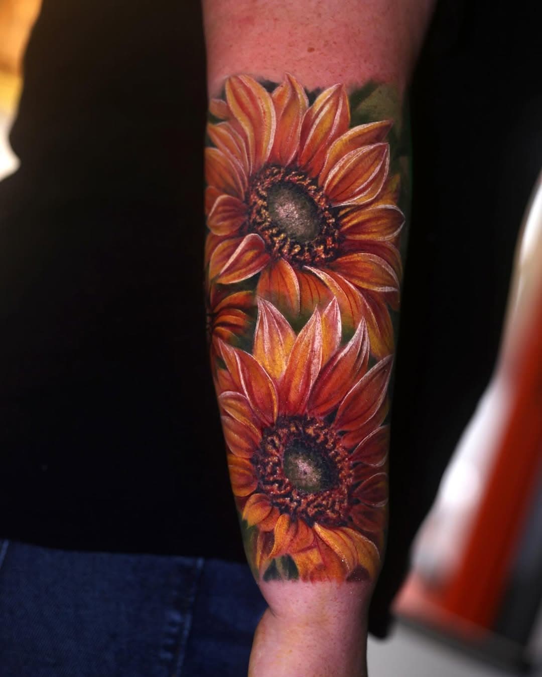 Sunflowers are probably my favorite flower to tattoo!
.
.
.

#614columbus #614living #cbus #columbusohio #614tattoos #614art #tattoostyle #tattoo #tattooartist #tattooart #tattooink #inked #inkedlife #tattoosofinsta #ohiostate #clevelandohio #artistsoninstagram @redtreetattoo @truetubes