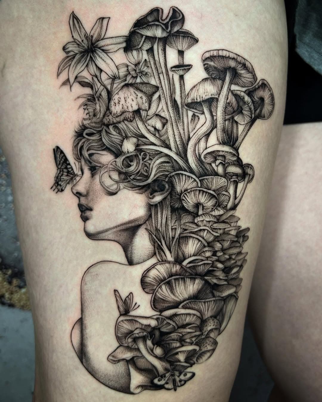 ✨Mother Nature✨

I loved how she turned out! I’ve been really into doing more faces lately which is something I never expected 😅 Thank you Emma for trusting me to do your first tattoo! 🙏
(Some are healed, some are fresh) 
•
•
•

#tattoo #tattoos #blackwork #ink #inked #houstontattooshop #houstontattoo #finelinetattoo #blackandgrey #abstracttattoo #blackandgreytattoo #htown #htx #houston #houstonartist #houstontattoostudio #houstontattooartist #femaletattooartist #tattoogirl #artist #downtownhouston #katy#katytattooartist #texasartist