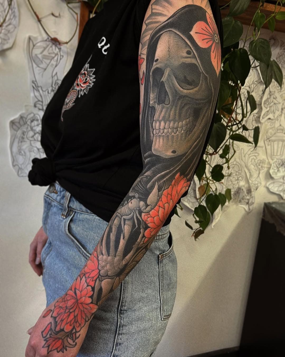 All healed and settled in, thank you Taylah 🙏🏻🦂💀 @oldsoultattoostudio * 
* 
* 
* 
* 
* 
* 
* #tattoos #tattoodaily #TAOT #bodyart #tattooed #inked #ink #tatts #instatattoo #art #tats #design #illustration #instaart #body #neotraditional #instadaily #newtattoo #TattooistArtMagazine #d_world_of_ink #oldsoultattoostudio #colourtattoo #sleeve #sleevetattoo #reapertattoo #dahliatattoo #scorpiontattoo