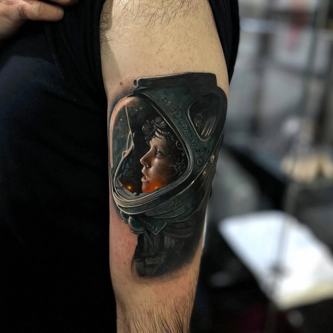 Ellen Ripley (Alien) done to Martin! Thanks a lot dude 🙌🏽

Bookings and Enquiries 📩
buenavidatattoouk@gmail.com

#petersfield #uktattoos #tattoosbyrafa #petersfieldtattoo #tattoopetersfield #hampshiretattoo #hampshiretattooartist #tattoosbyrafa #petersfieldtattooist #petersfieldtattoostudio #tattoostudio  #tattoostudiopetersfield #lovepetersfield #supportgoodtattooing #supportsmallbusiness #london #londontattooartist #londontattoostudio #uktta #tattoostudiolondon #artistoninstagram #buenavidatattoouk #bvtsuk #alien #ellenripley