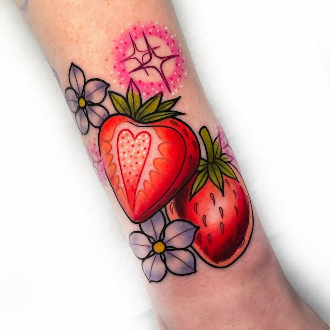 Strawberries🍓✨
Thank you Ruby! ❤️
#strawberry #dallastattooartist #glittertattoo
