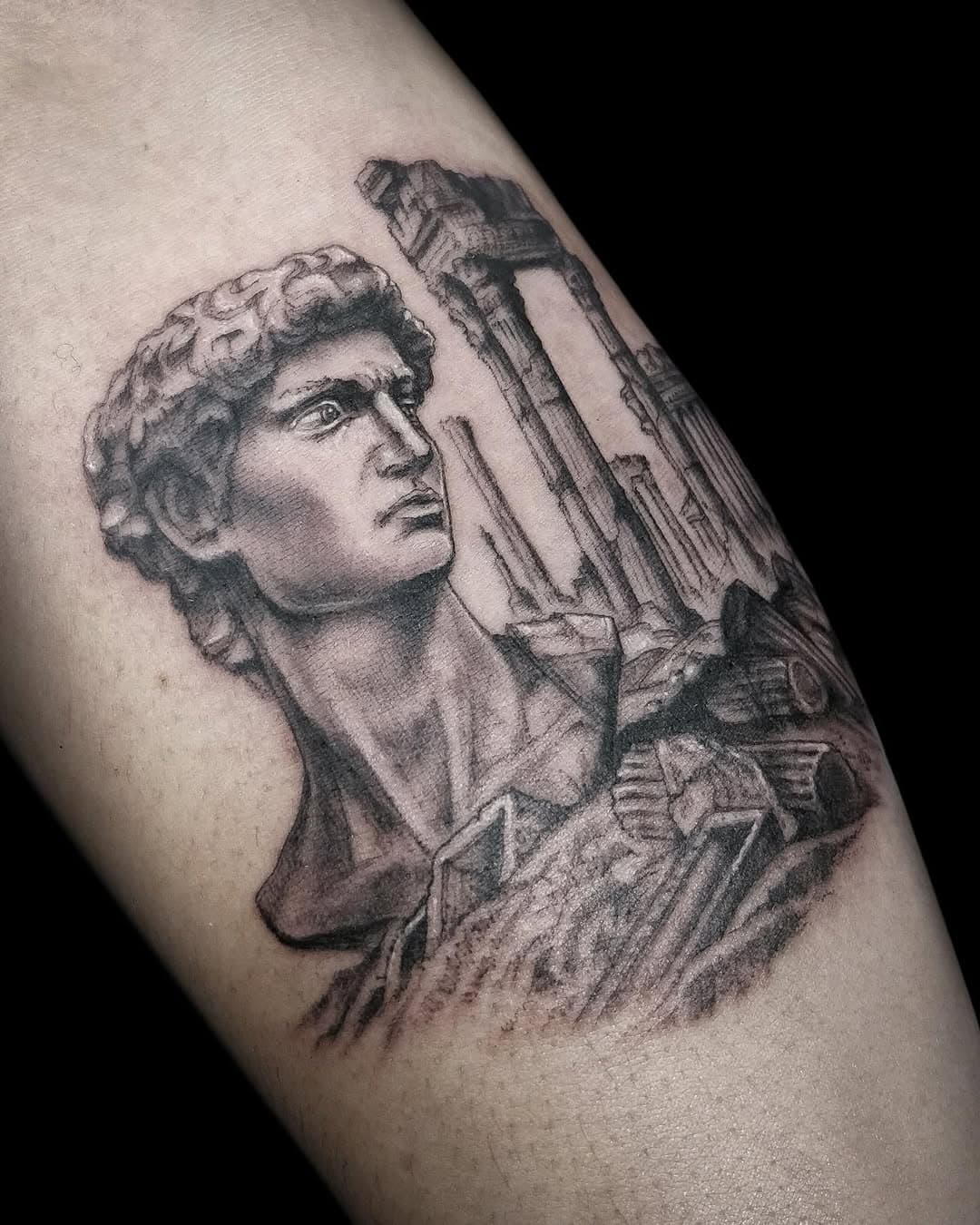 ✦ ⚜️🏛️ ✦

.
.
.
.
.
.
#florenceitaly #florencetattoo #tattoofirenze #firenzetattoo #tattooflorence #fineline #finelinetattoo #microrealismotattoo #microrealismtattoo #tattoo #tattooart #tattoos
#italiantattooartist #firenze #florence