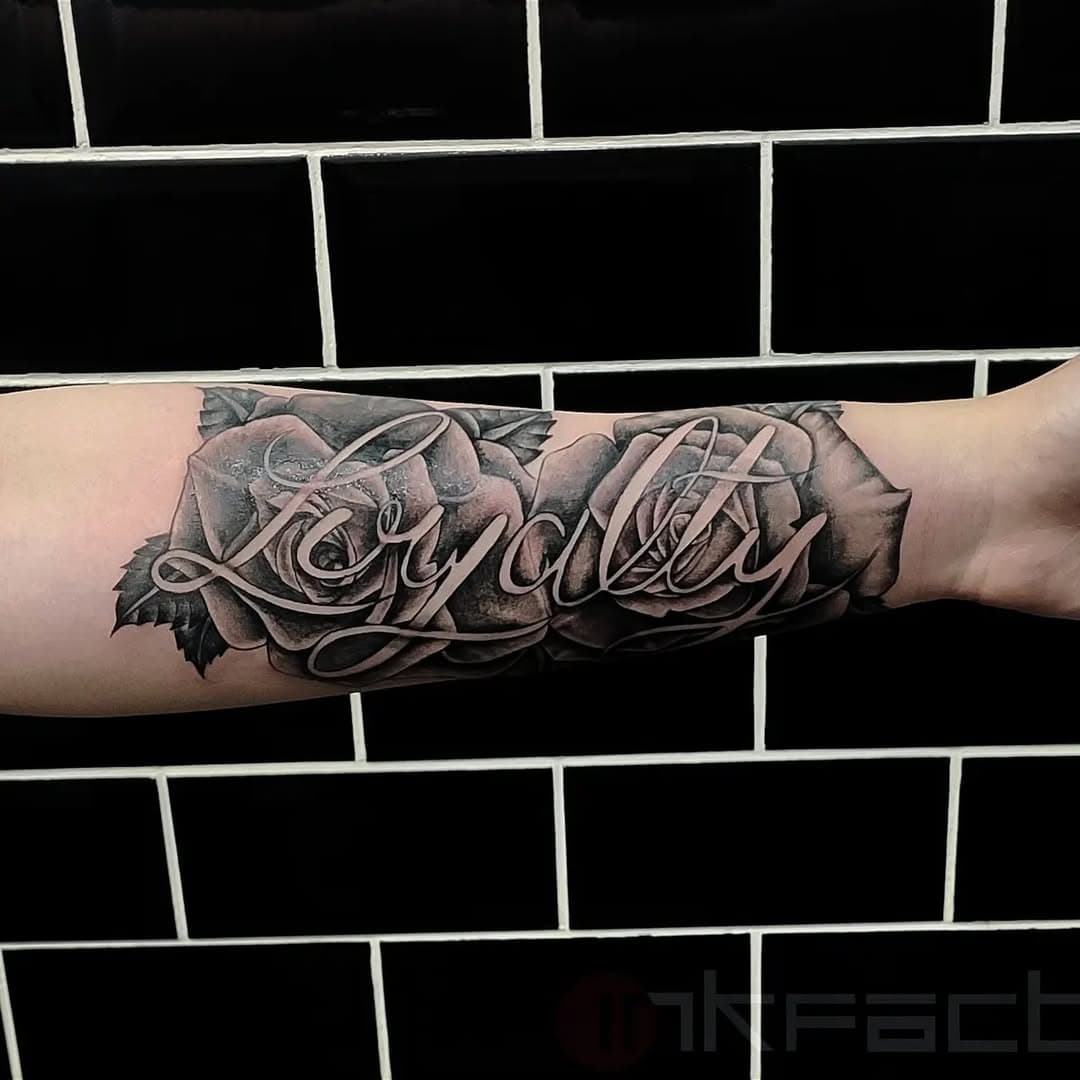 Loyalty Roses 😍😍😍
Tattoo done by @demetriofecchio 🤩

🏵️🏵️🏵️🏵️🏵️🏵️🏵️🏵️🏵️🏵️🏵️🏵️🏵️🏵️🏵️🏵️

Stay tuned to see more of them!!!
Info and appointments👇
✉️ inkfact@gmail.com
✉️ DM @inkfacttattoo
📞 02085333334

 🔥🔥🔥🔥🔥🔥🔥🔥🔥🔥🔥🔥🔥🔥🔥🔥
#inkfact #inkfacttattoostudio #inkfacttattoodemetriofecchio #rose #loyalty #microtattoo #flowerstattoo #poppytattoo #flower #colourtattoo #hackney #tattoomagazine #lovehackney #hackneyartist #hackneyart #art #artlovers #artlondon #london #tattoo #realism #realismtattoo #tattoooftheday #tattooideas #inkallday# #picoftheday #ttt #creation #inkedmag #lowerclaptonroad