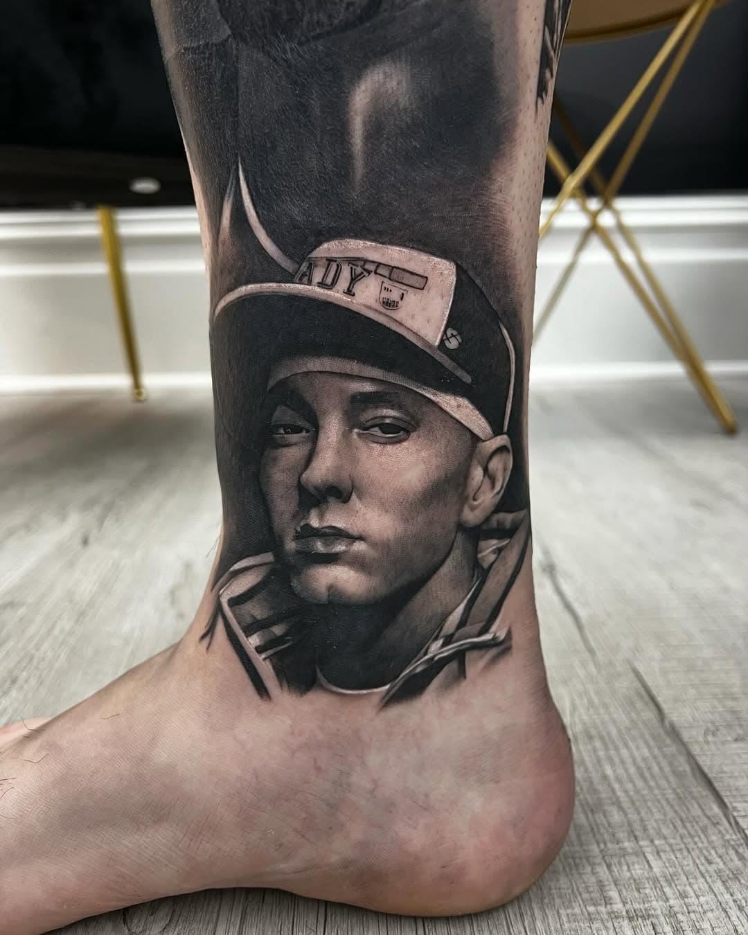 The Real Slim Shady. Thanks for looking! 
Done using the best @boundbychaos
@nucleartattoo @nucleartattoosupply @fkirons @hivecups @hivecaps @empireinks @snailtrailstencilgel 
#boundbychaos #kayossink
•
•
•
•
•
•
#visaliatattoos #visalia #tularetattoos #tattoo #tattoos #inkeeze #ezdermdefender #fkirons #solidink #empireinks #snailtrailstencilgel #papacartridges #papatattoo #nucleartattoosupply #hivecups #hivecaps #blackworkgloves #nucleartattoo