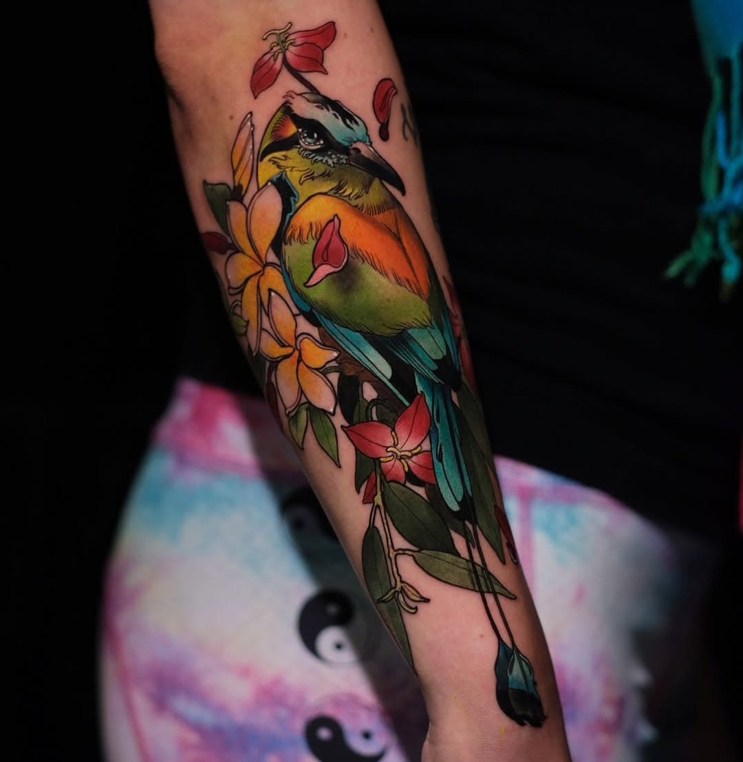 NYC- NOW BOOKING: March - May
Please send me an email to: Nina.p.tattoo@gmail.com
Contact info is also in my bio 
#bird#motmot#motmotbird