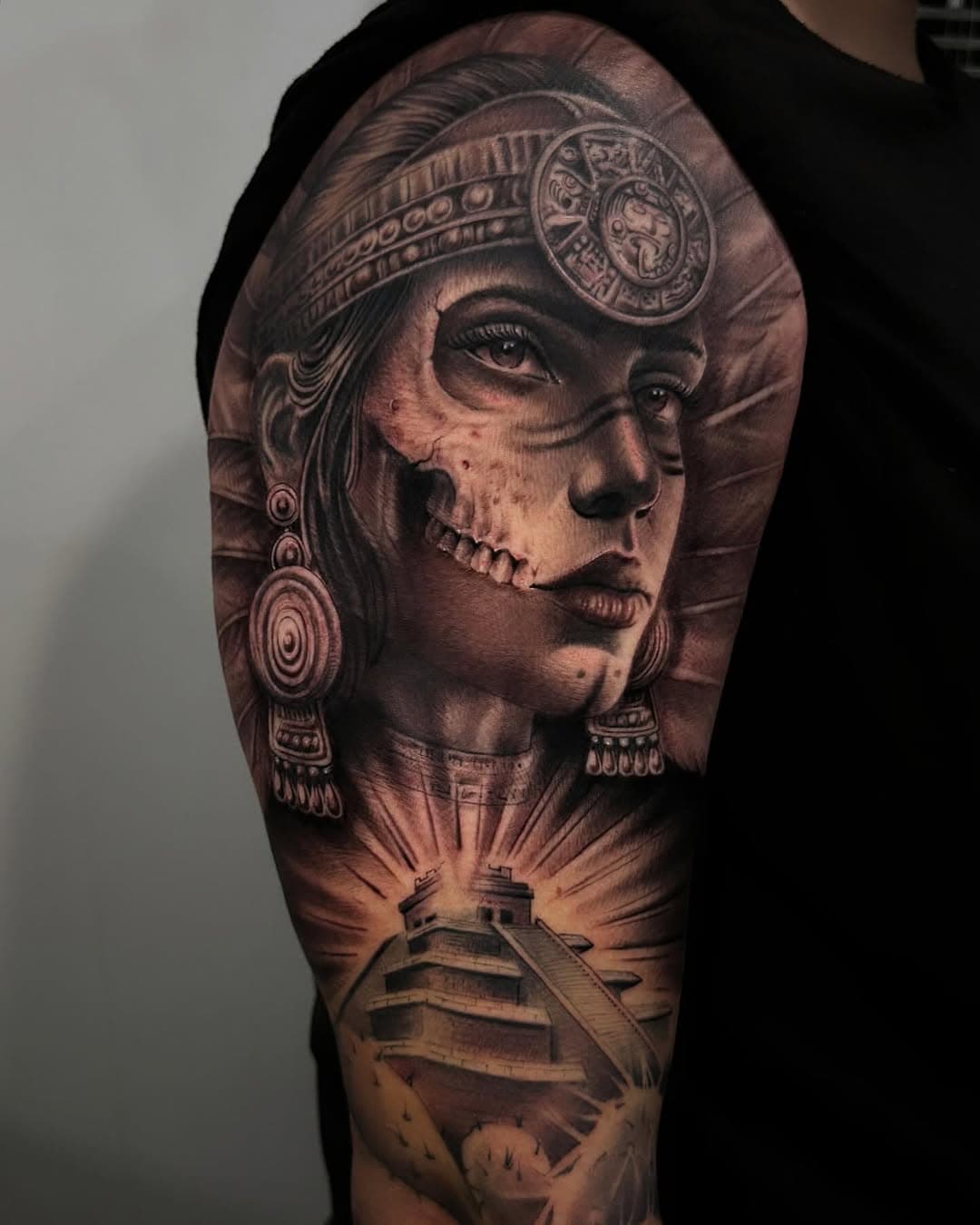 #lacasadetinta #vatattooartist #dmvtattoos #dmvartist #virginiatattoos #alexandriatattoos #dmvtatts #virginiatattoos #texturetattoos #aztectattoos #mexicantattoos #estiloaztlan #aztecpride #mexicanart #aztecpricess #aztlantattoos #aztecprincess #aztecprincesstattoo #estiloazteca #aztecart #mexicantattoos #mexicanart #mayantattoo #mayancultura #Mexicantattoo