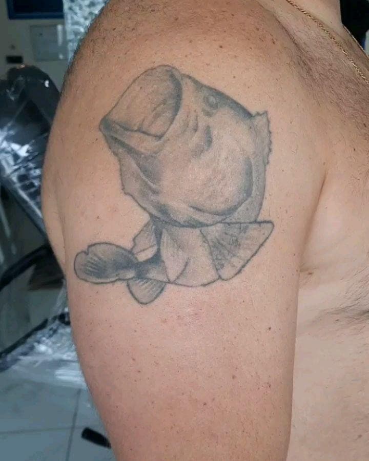 Recentemente tive a oportunidade de realizar essa cobertura de tatuagem. 

Hoje compartilho com vocês o resultado deste trabalho.

Se você também está pensando em dar uma nova vida à sua tatuagem, estou aqui para transformar ideias em realidade. Agende sua consulta!

 #CoberturaDeTatuagem #curitibatattoo #tatuagem