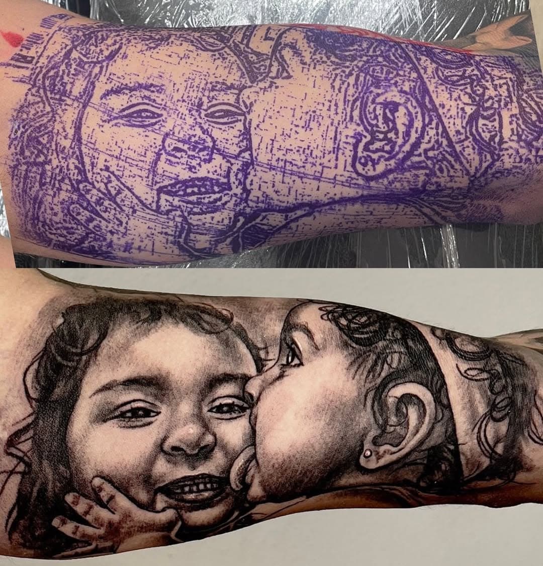 Stencil to tattoo ✨ double portrait of my clients beautiful babies 💛 gracias Alejandro! 
@goodvibestattooshop email or DM to make an appointment 
✉️ 

#portrait #portraittattoos #blackandgrey #artist #blackandgreytattoos #tattoo #bng #blackandgreytattoo #realism #realistictattoo #realistictattoos #ie #la #ietattooartist #latattooartist #portraitartist #losangeles #california #tattooartist