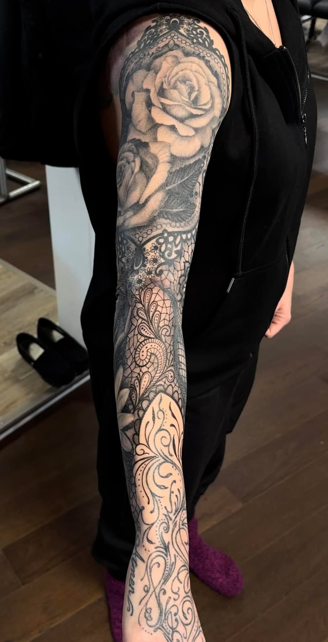 Finished this sleeve today and I’m so happy with the way we integrated the older work on her hand with all of the new stuff 🖤 You can see this whole thing in person at the Lancaster Tattoo Art Festival 
-Tattoos by Lisa