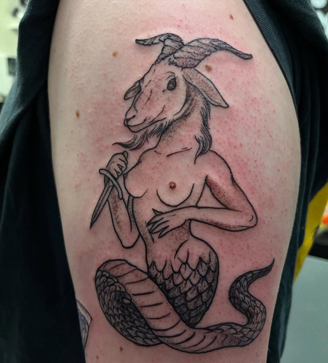 Done on @wezb243 #wolpertinger #blacktattoo #porvida #tattoo #tattoos #stockport #edgeley #manchester #stencilstuff #hondnaai #yamilab #elgatonegrotattoocare #ink #tattoostyle #saviourtattoosupplies #pennyblacktattoobutter #ink #tattooartist #tatuajes #tattooing #vuilhond #uktta #blacktraditional #booksneverclosed #valknutrotary