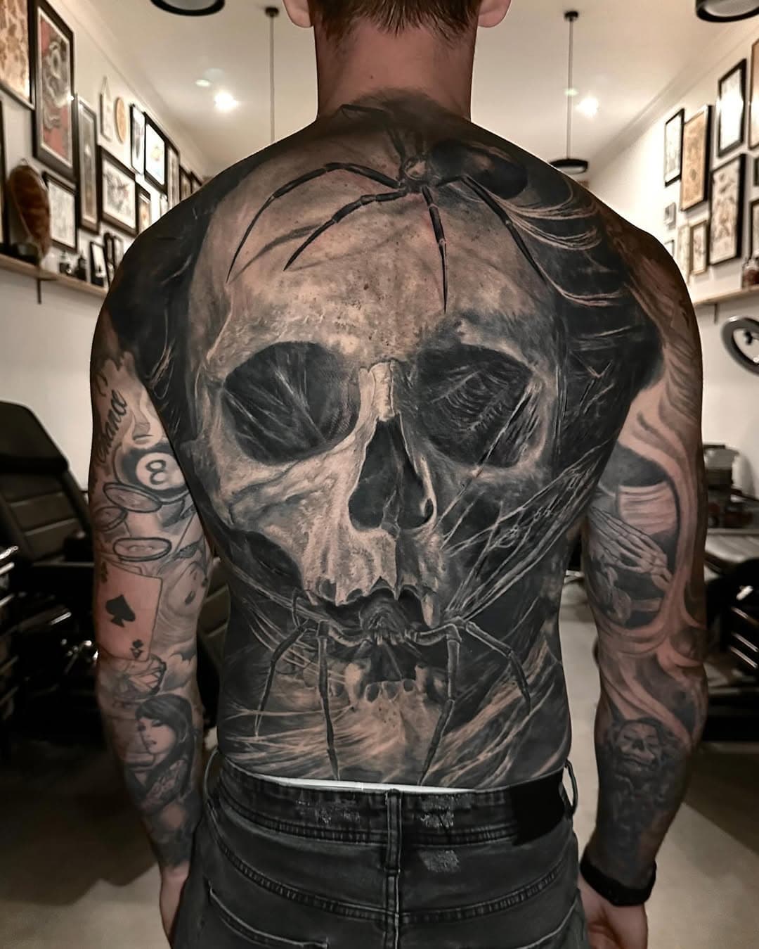 💀 🕷️ Nathan’s back piece all healed and settled in that we did a while ago @atlnts.studio #backpiece #skull #blackandgrey #skulltattoo #tattooart #tattooartist #realism #dark #horror #creepy #australianartist @kwadron @inkjecta @empireinks @inkeeze