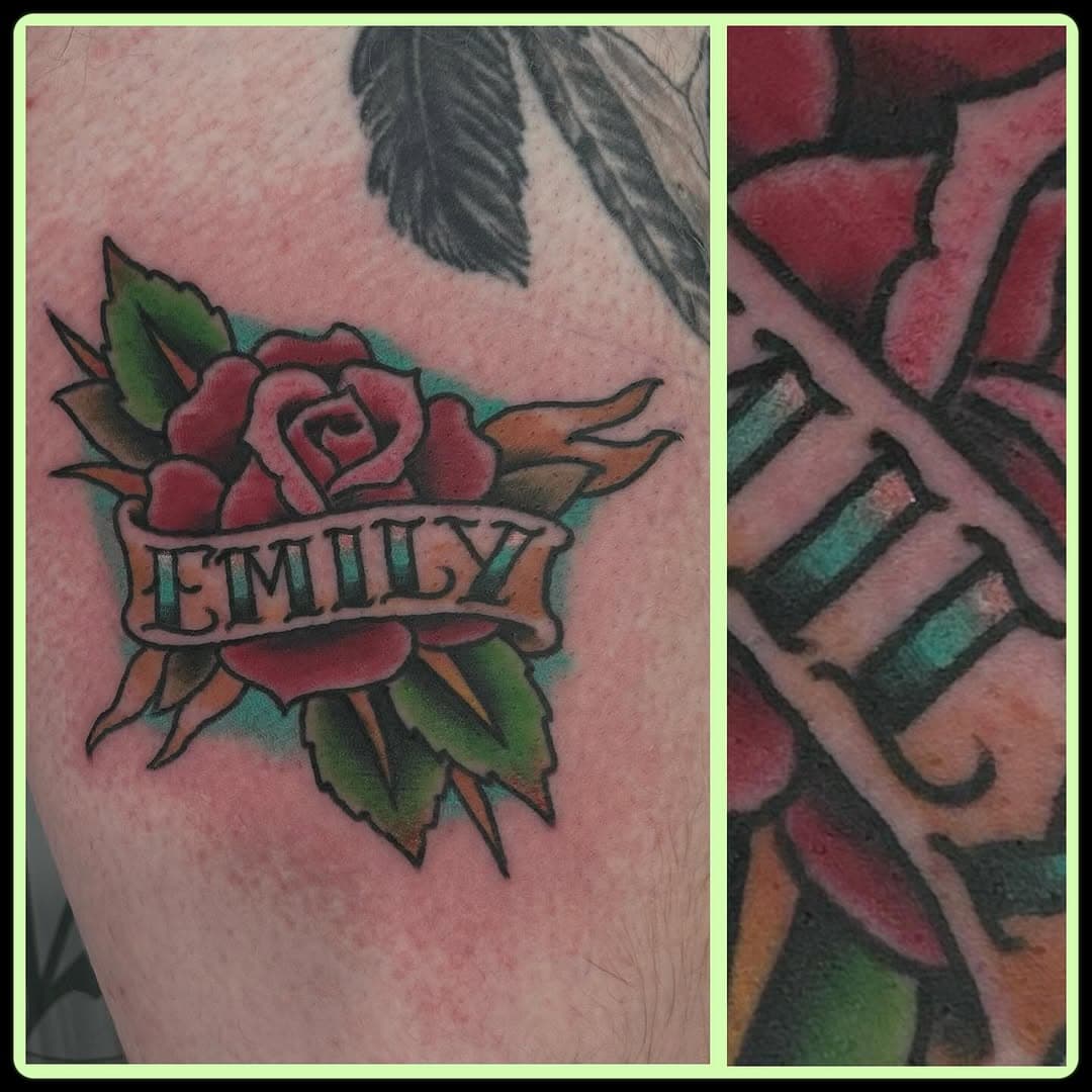 @whehles does V-day right ❤️ when his wife buys him a tattoo—- @tigertattoo_spokane get in the books by stopping in the shop or giving me a DM  #spokanetattoos #spokanetattooartist #spokanetattooshop #spokanetattooer #colortattoo #rosetattoo #traditionaltattoo